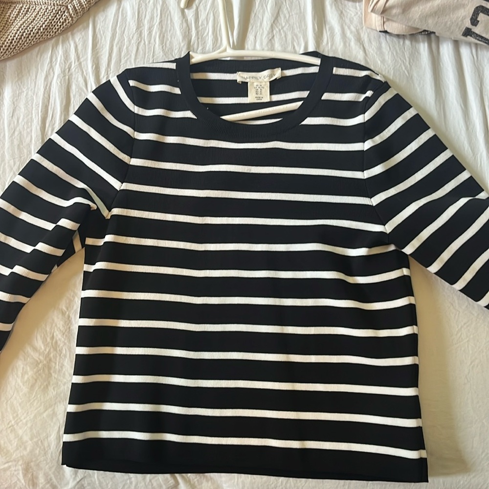 Is an xl and stretching material